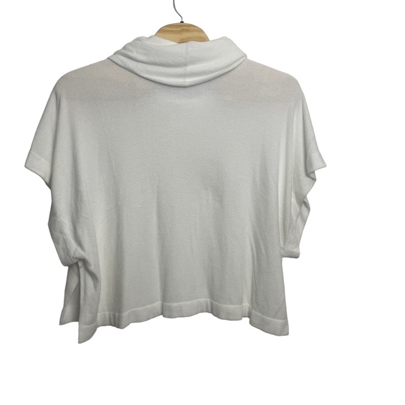 Barefoot Dreams L/XL White Wearable Throw Cowl Neck Oversized - Picture 6 of 6